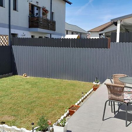Apartament King Cisnadie Lägenhet Exteriör bild